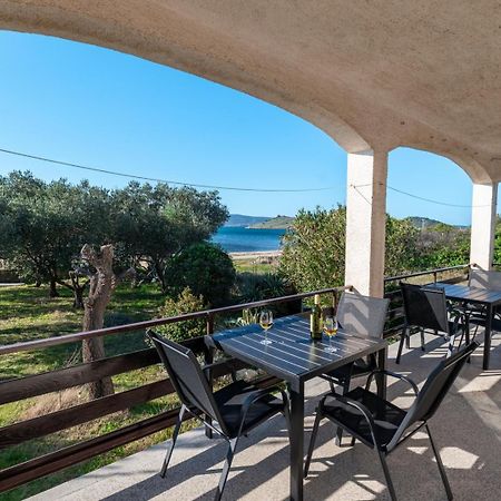 Beachfront apartment Lostura Turanj Extérieur photo